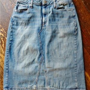 ✨Sonoma jean midi skirt✨